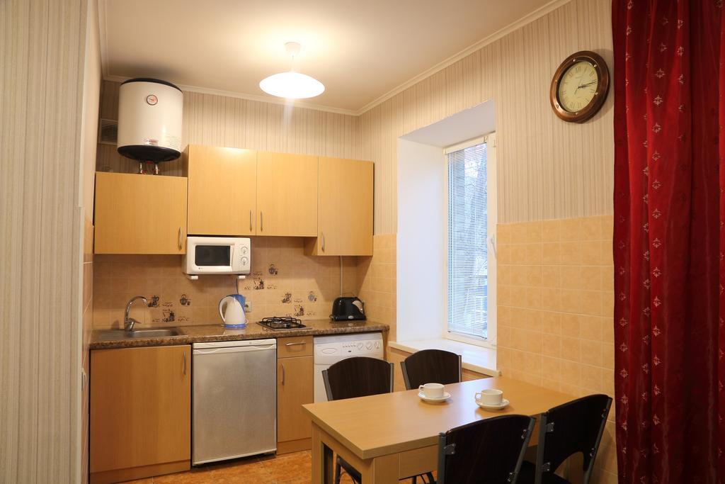 Ukrainian Hotel Service Apartments Kiev Exterior foto
