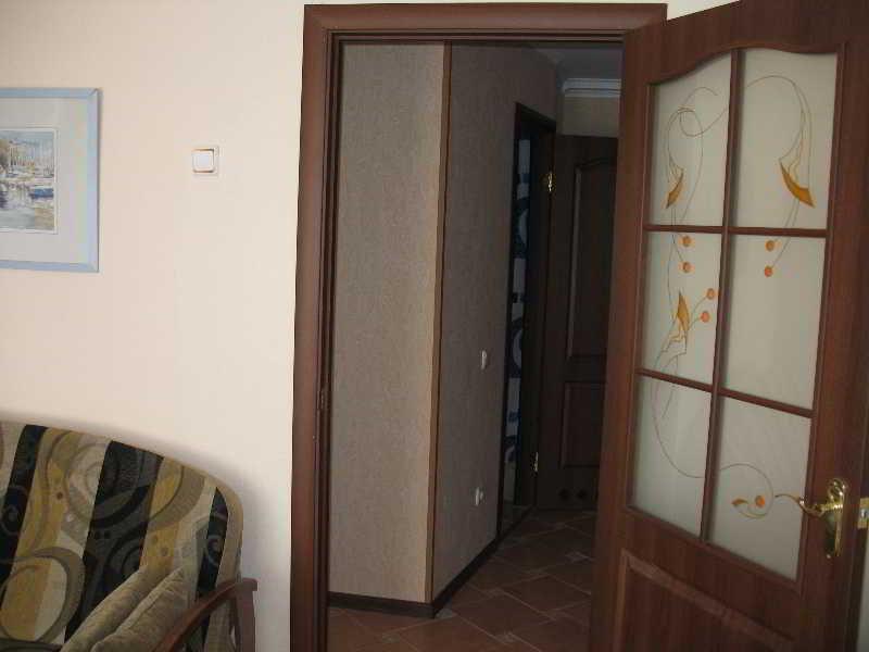 Ukrainian Hotel Service Apartments Kiev Exterior foto