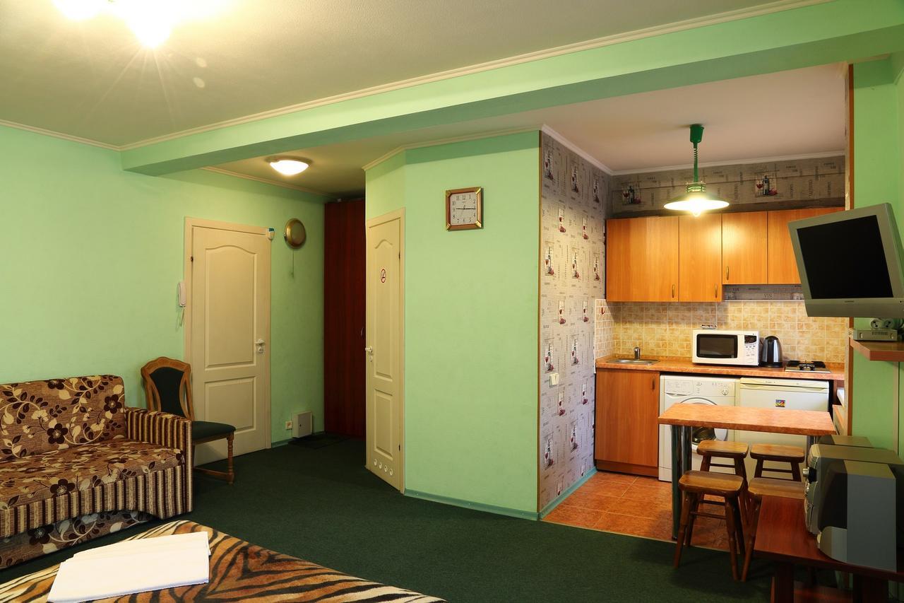Ukrainian Hotel Service Apartments Kiev Exterior foto