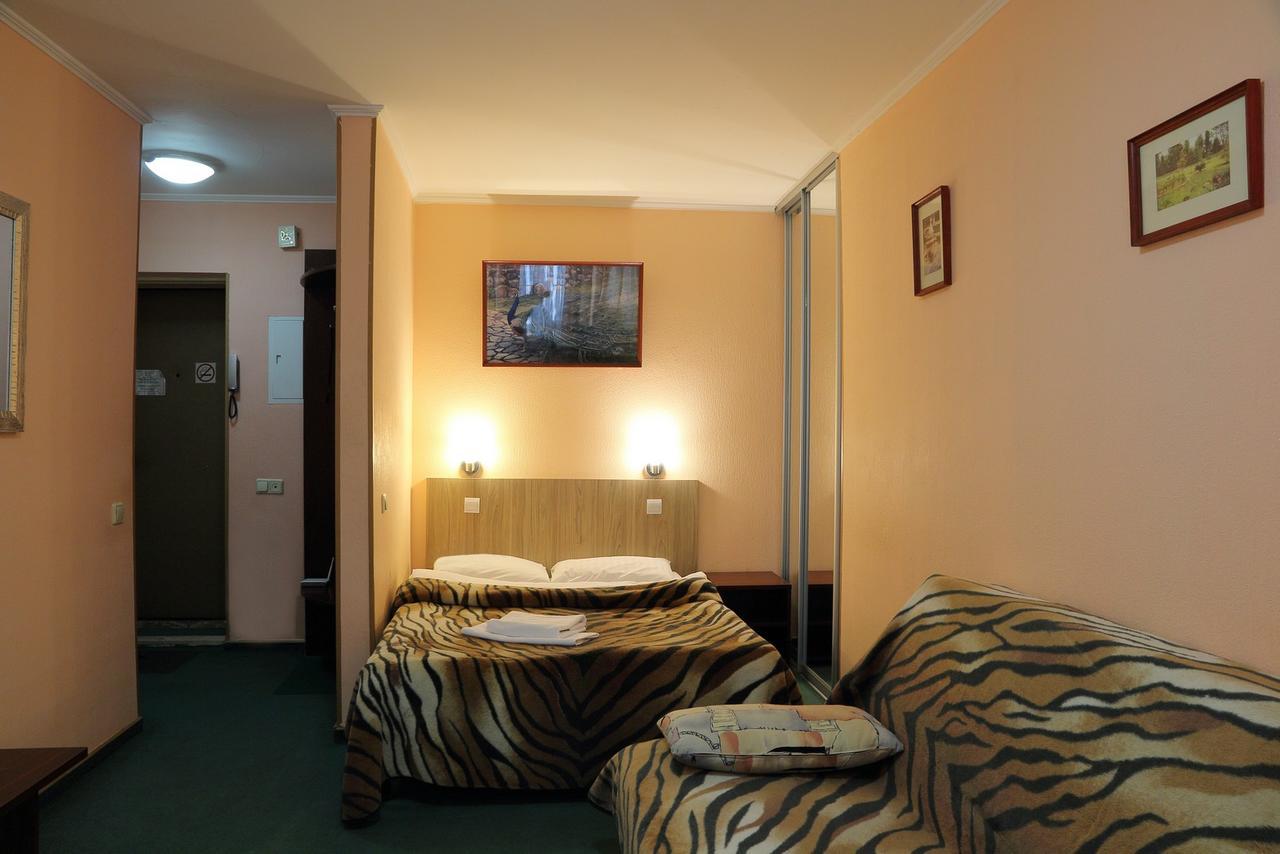 Ukrainian Hotel Service Apartments Kiev Exterior foto